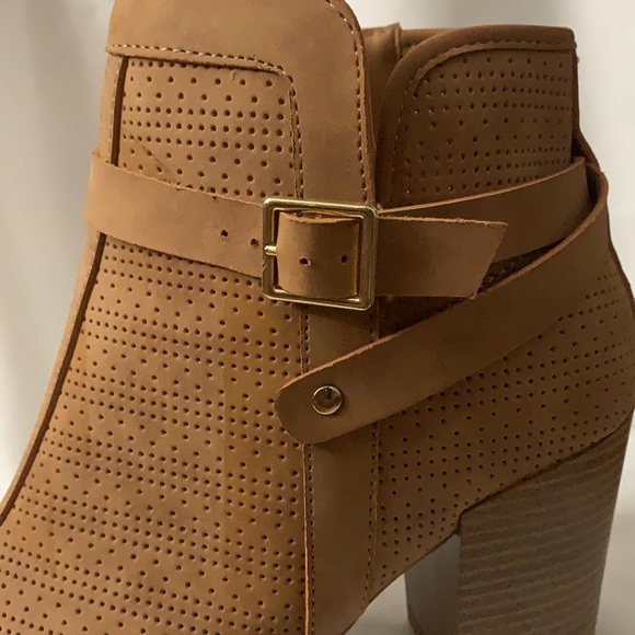 ⭐️ Qupid Open Toe Heels - Picture 5 of 10